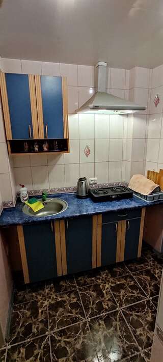 Гостиница Волна Утес Трехместный номер с душем-7