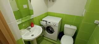 Гостиница Волна Утес Улучшенный трехместный номер-6